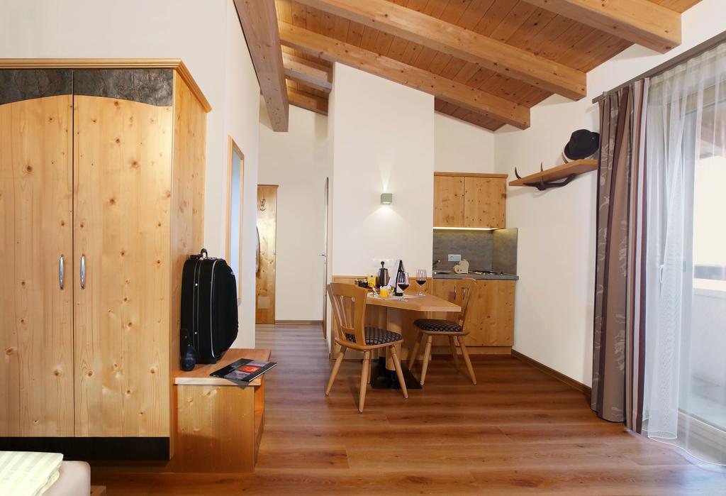 Haus Hintertux Hotel Quarto foto